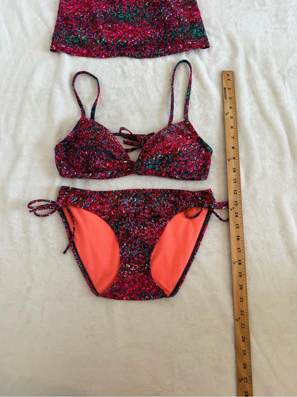 Athleta Size Medium Magenta Multi-Color Confetti Tankini & Bikini Set